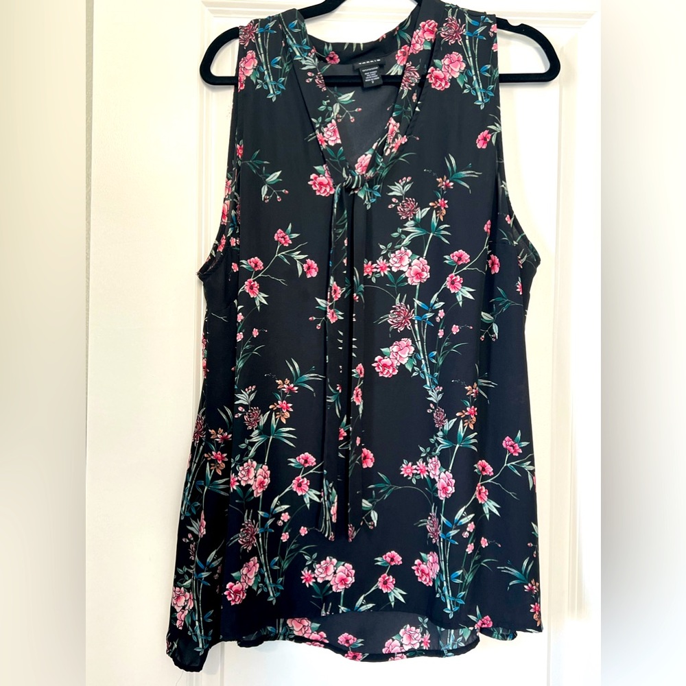 Torrid Tank Size 2
